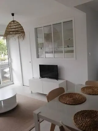 150 M De La Daire